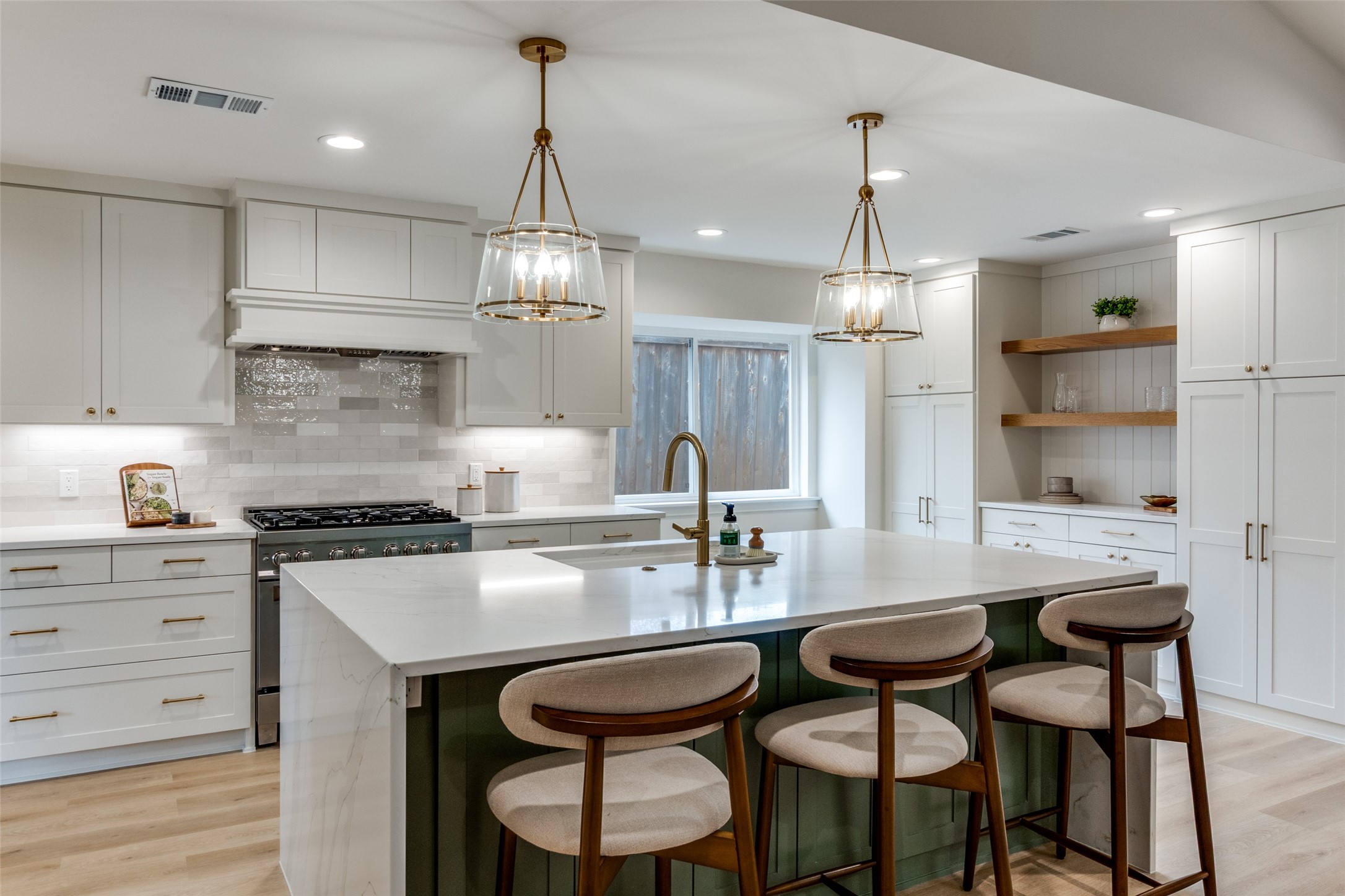 9406 Arborhill Drive Dallas TX 75243