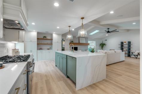 9406 Arborhill Drive Dallas TX 75243
