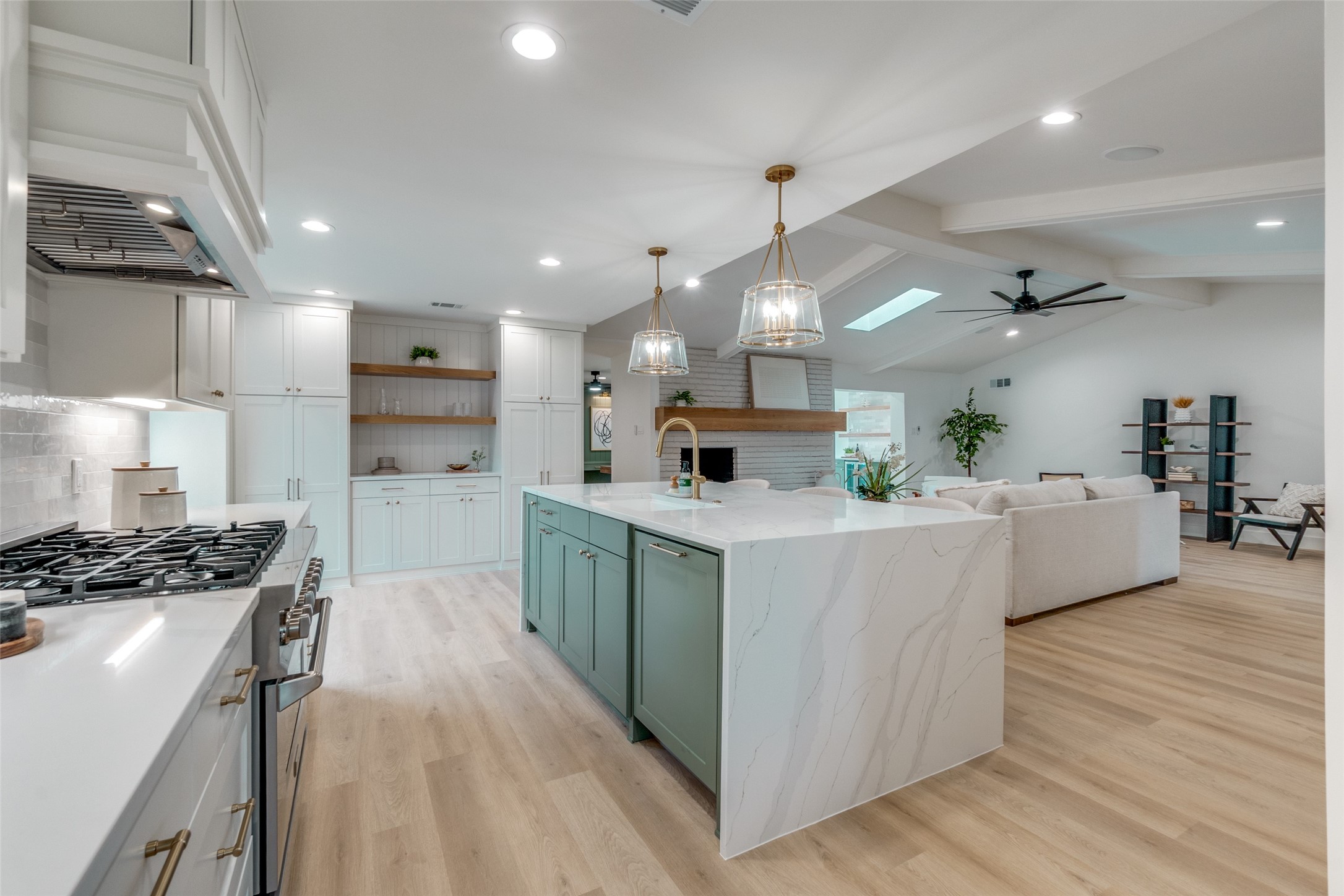 9406 Arborhill Drive Dallas TX 75243