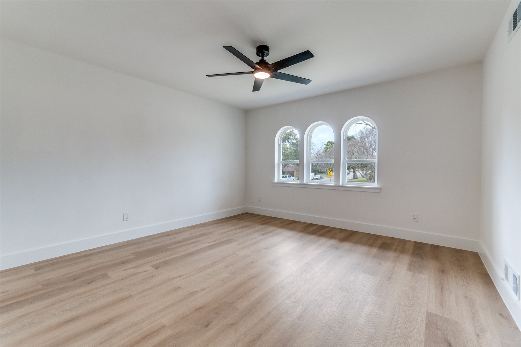 9406 Arborhill Drive Dallas TX 75243