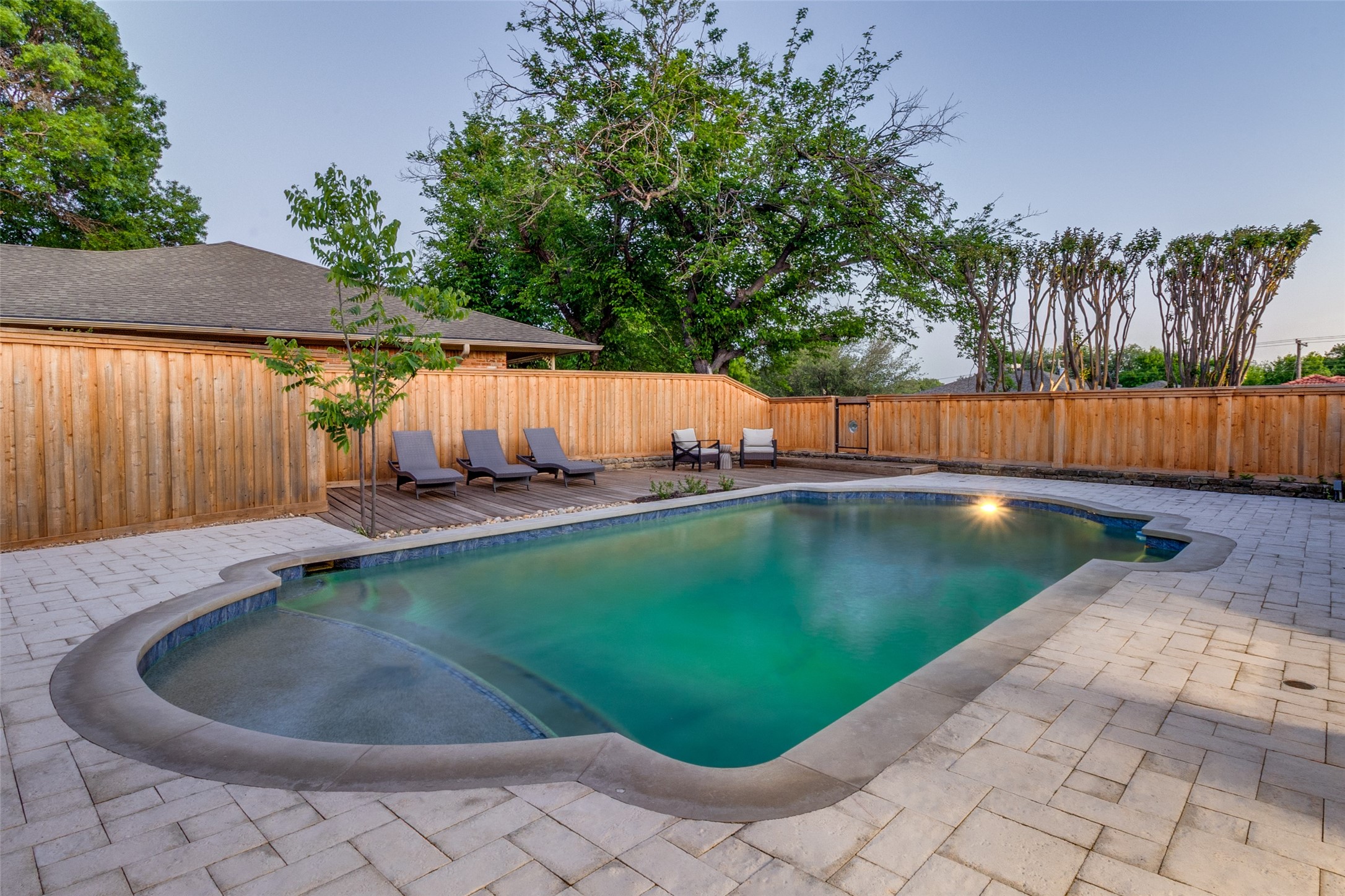 9406 Arborhill Drive Dallas TX 75243