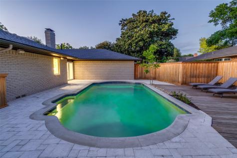 9406 Arborhill Drive Dallas TX 75243