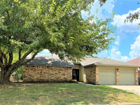 10221 Powder Horn Road Fort Worth TX 76108