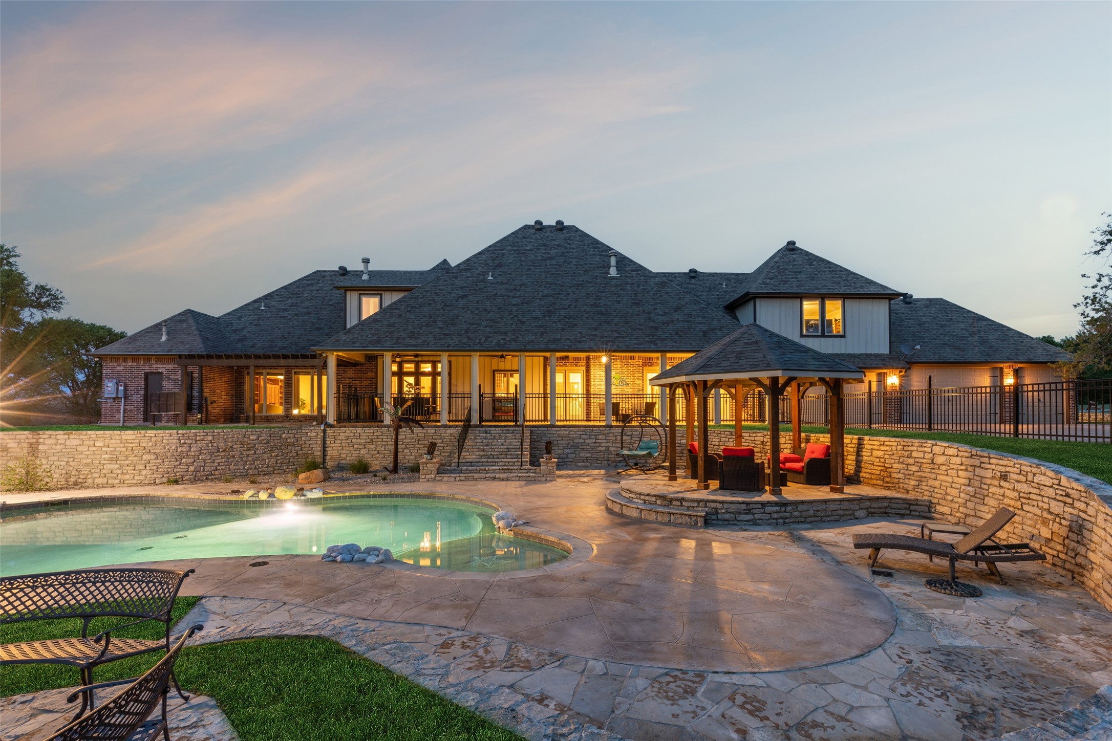 700 Temple Hall Highway Granbury TX 76049