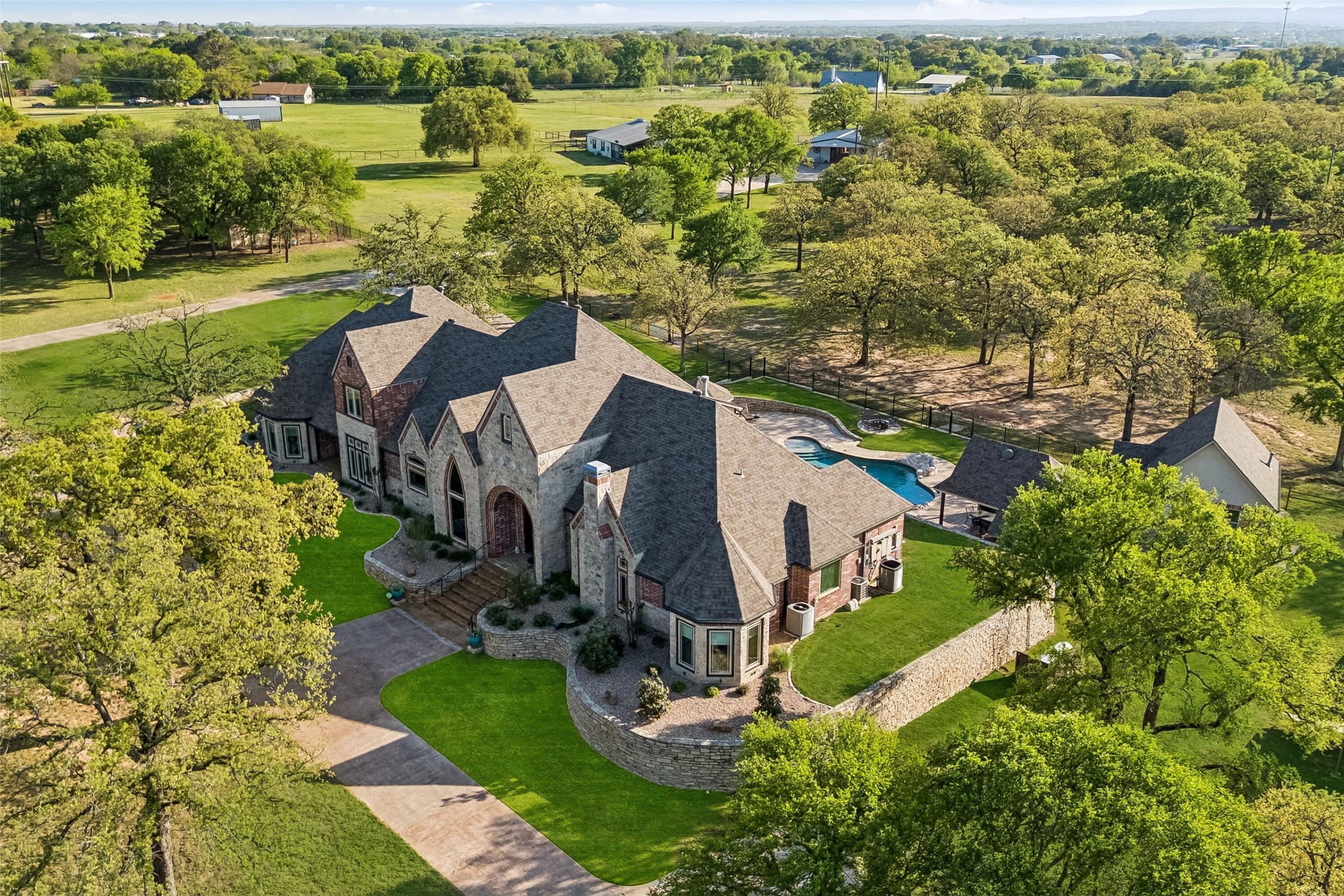 700 Temple Hall Highway Granbury TX 76049