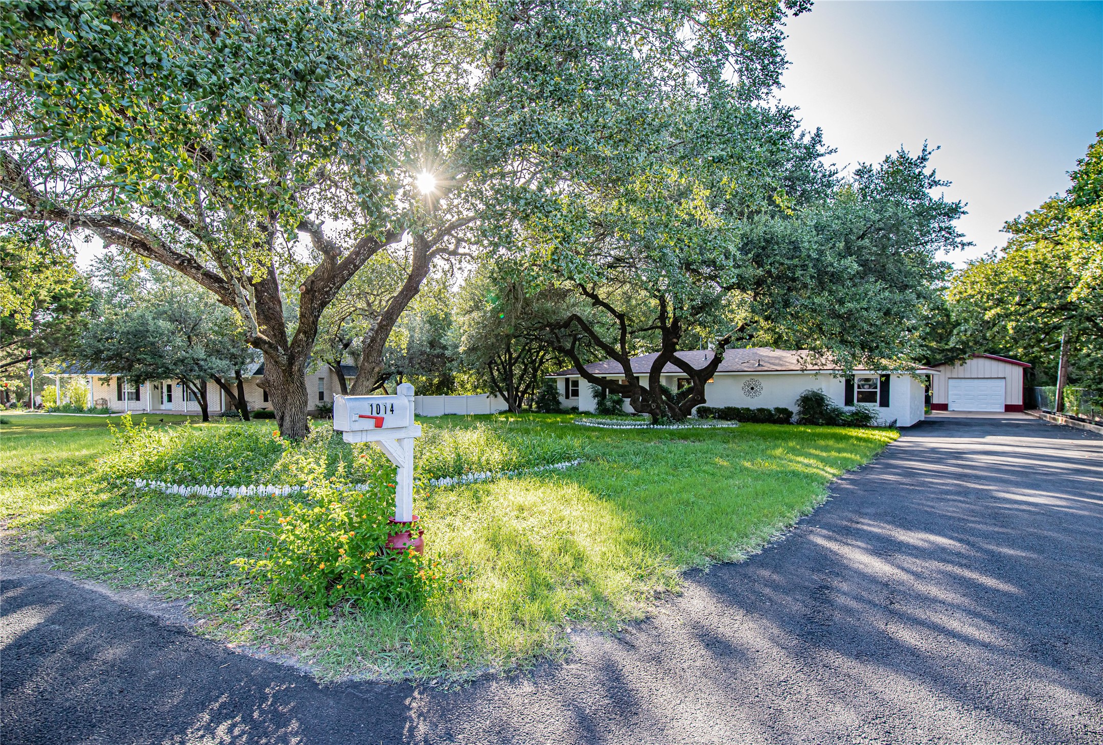 1014 Sierra Vista Drive Granbury TX 76048