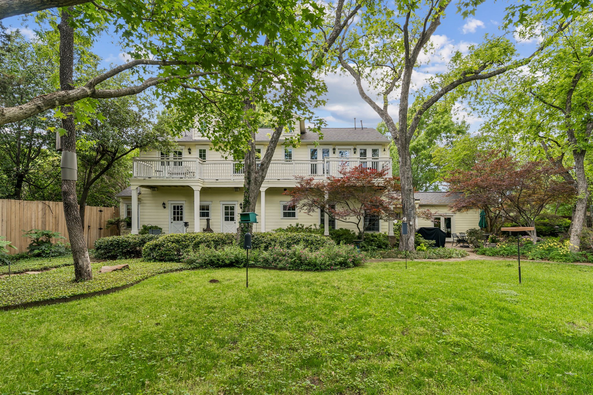 8212 Midway Road Dallas TX 75209