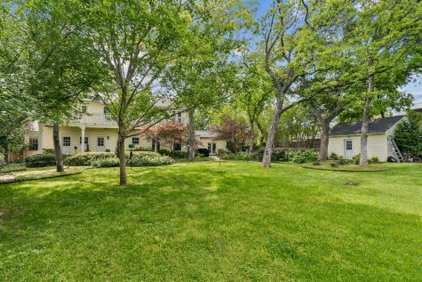 8212 Midway Road Dallas TX 75209