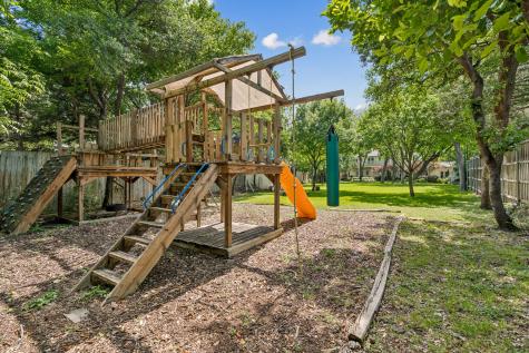 8212 Midway Road Dallas TX 75209
