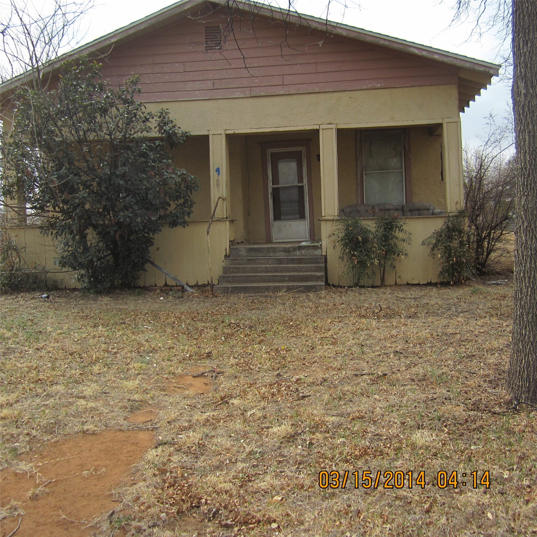 901 SE 4th Knox City TX 79529