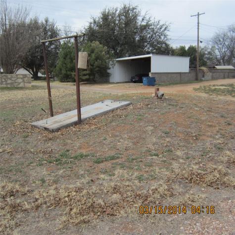 901 SE 4th Knox City TX 79529