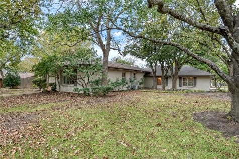 529 N Grand Avenue Waxahachie TX 75165