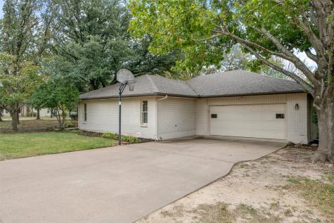 529 N Grand Avenue Waxahachie TX 75165