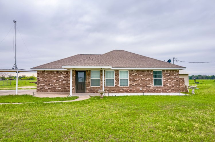 592 S Baese Road Elm Mott TX 76640