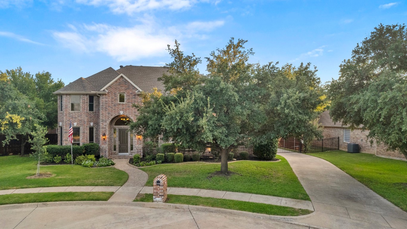 2105 Parker Drive Flower Mound TX 75028