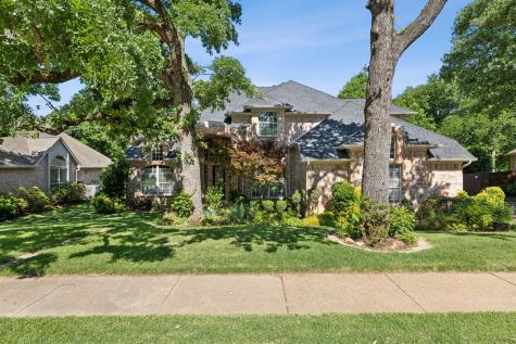 1409 Echo Bluff Flower Mound TX 75028