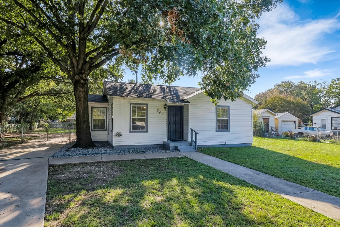 348 Vista Court Dallas TX 75217