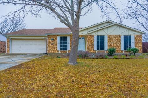 3125 Lisetta Street Grand Prairie TX 75052