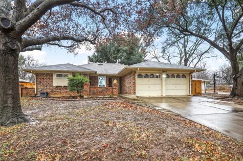 1909 Ford Street Arlington TX 76013