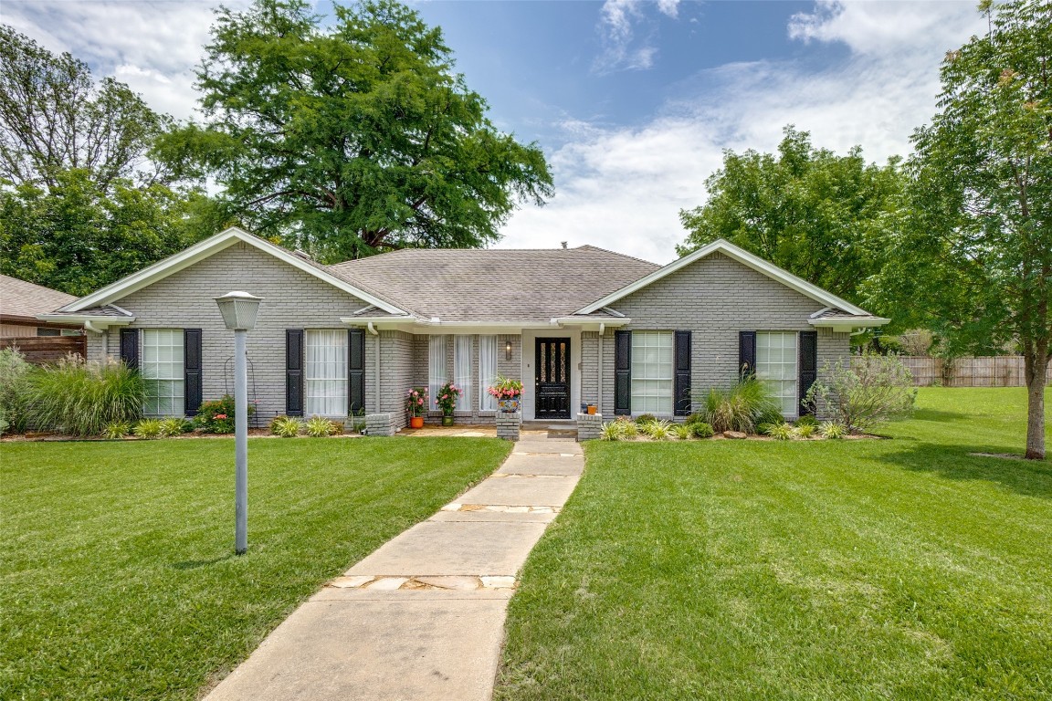 6838 Arboreal Drive Dallas TX 75231
