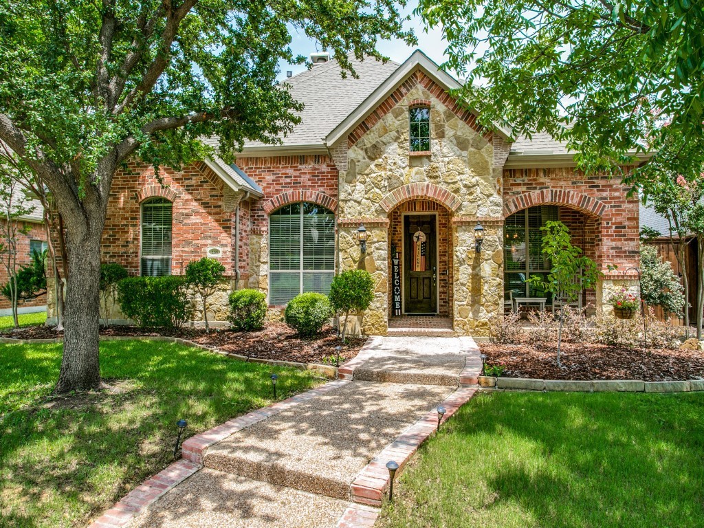 2295 Sir Amant Drive Lewisville TX 75056