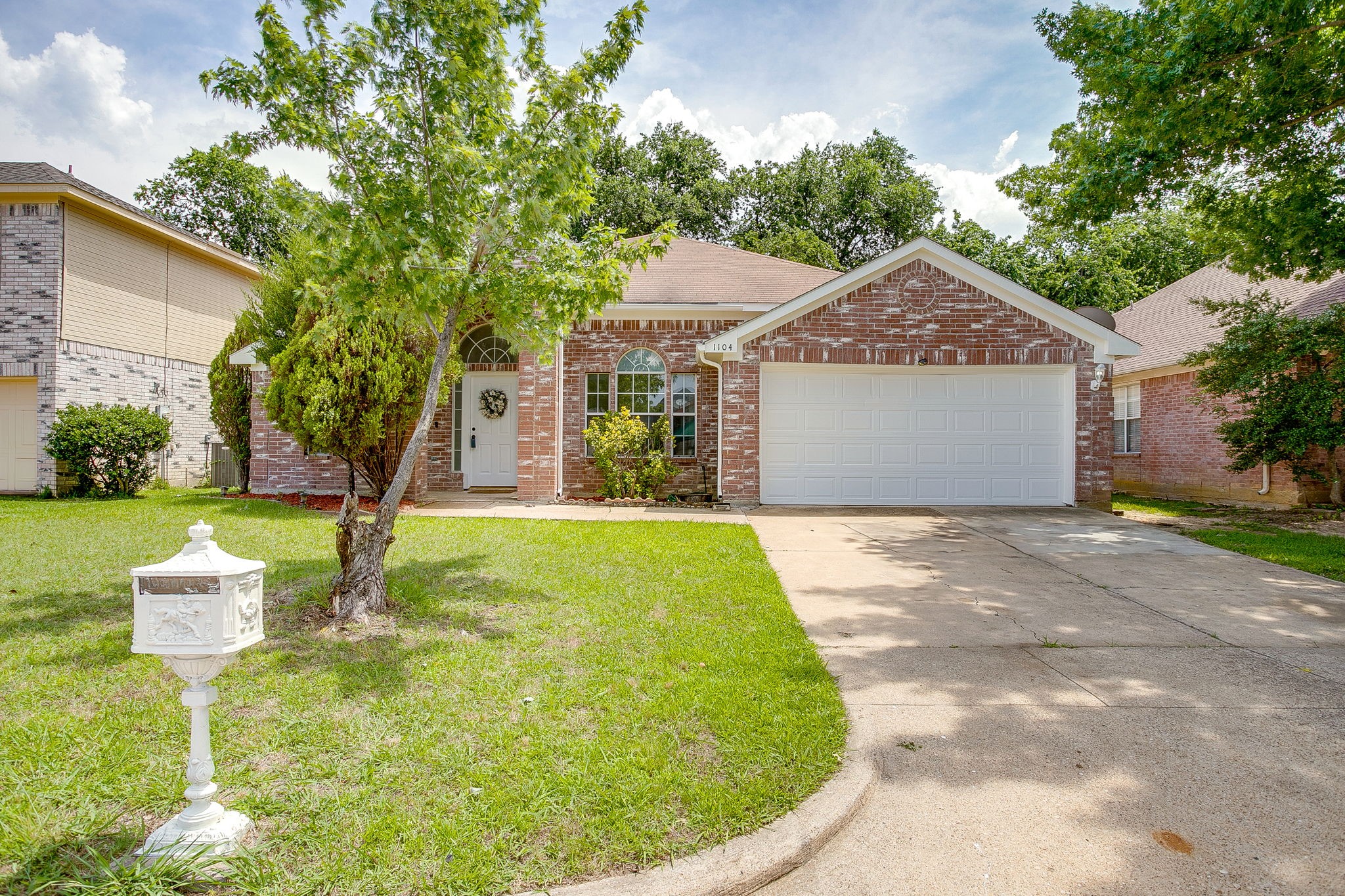 1104 Angel Fire Lane Arlington TX 76001