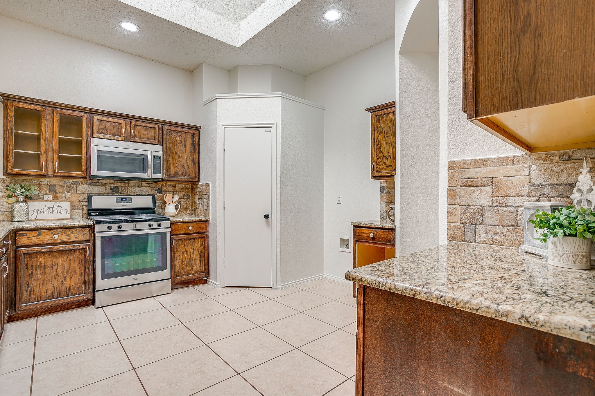 1104 Angel Fire Lane Arlington TX 76001
