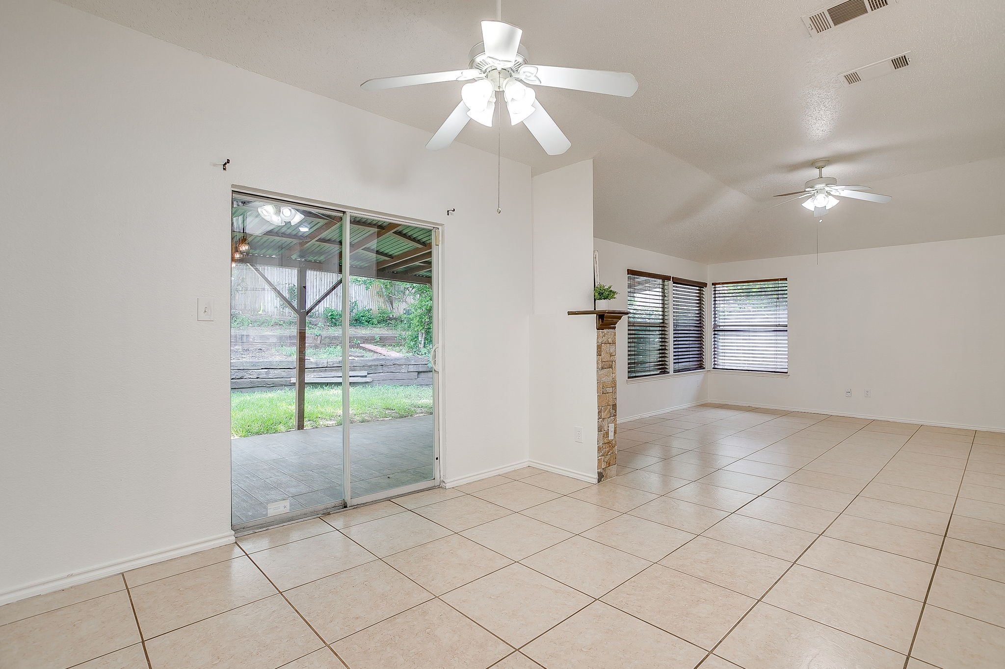 1104 Angel Fire Lane Arlington TX 76001