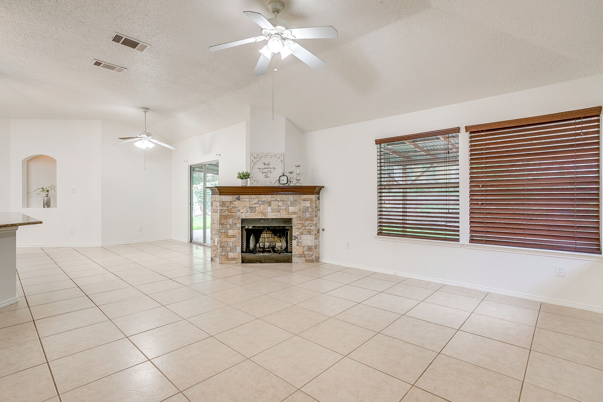 1104 Angel Fire Lane Arlington TX 76001