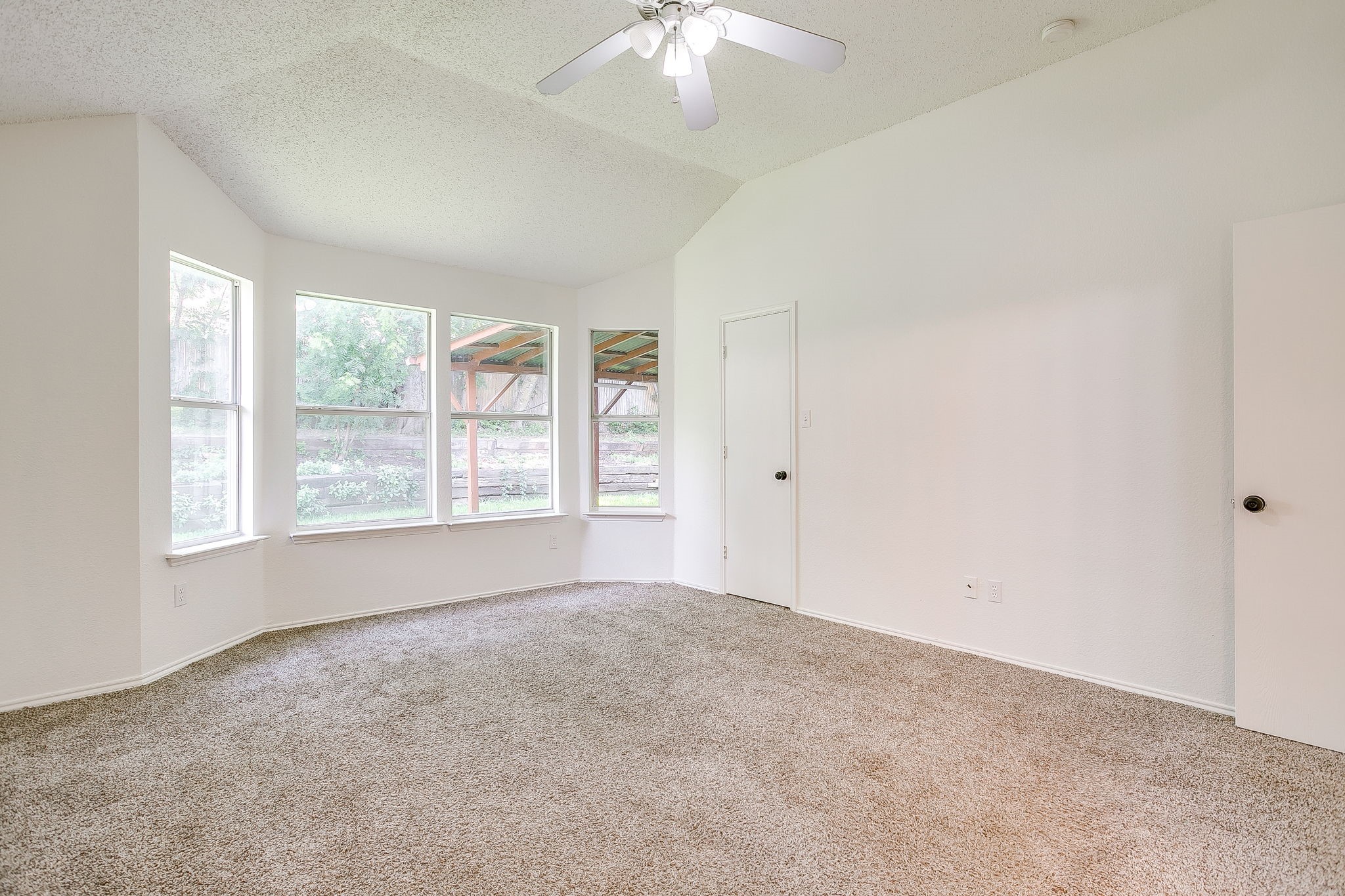 1104 Angel Fire Lane Arlington TX 76001