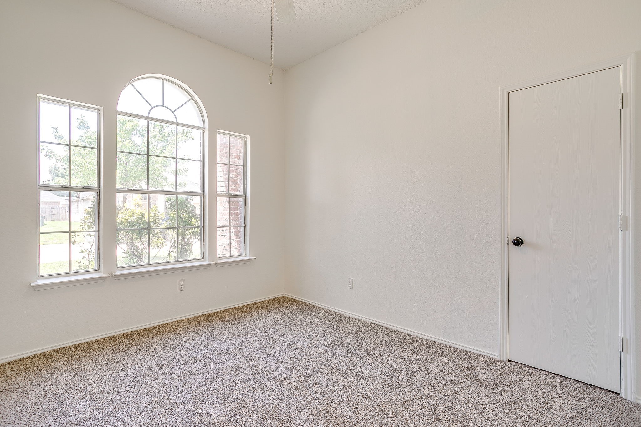 1104 Angel Fire Lane Arlington TX 76001