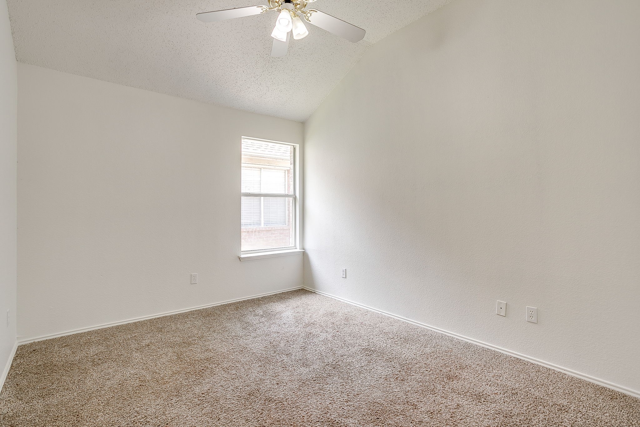 1104 Angel Fire Lane Arlington TX 76001