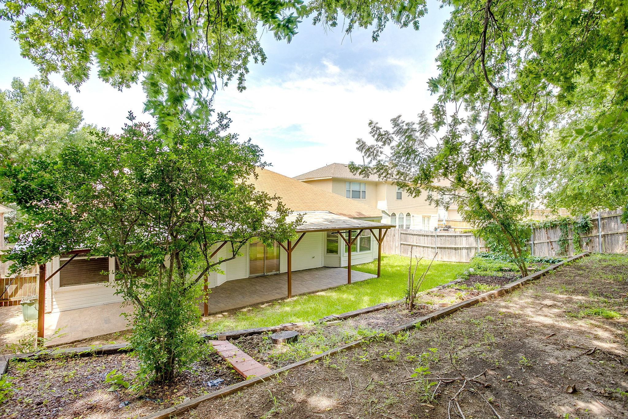 1104 Angel Fire Lane Arlington TX 76001