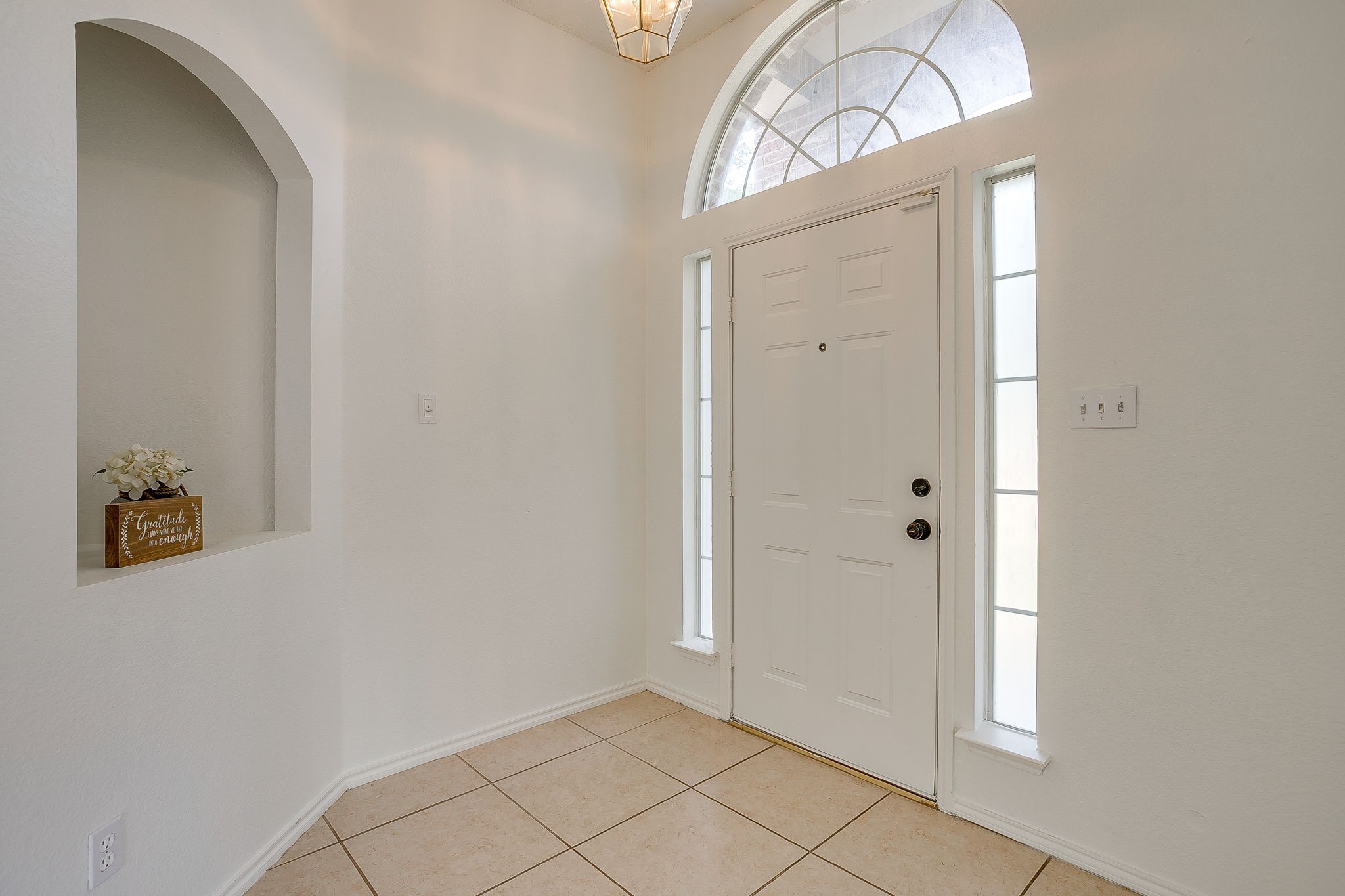 1104 Angel Fire Lane Arlington TX 76001