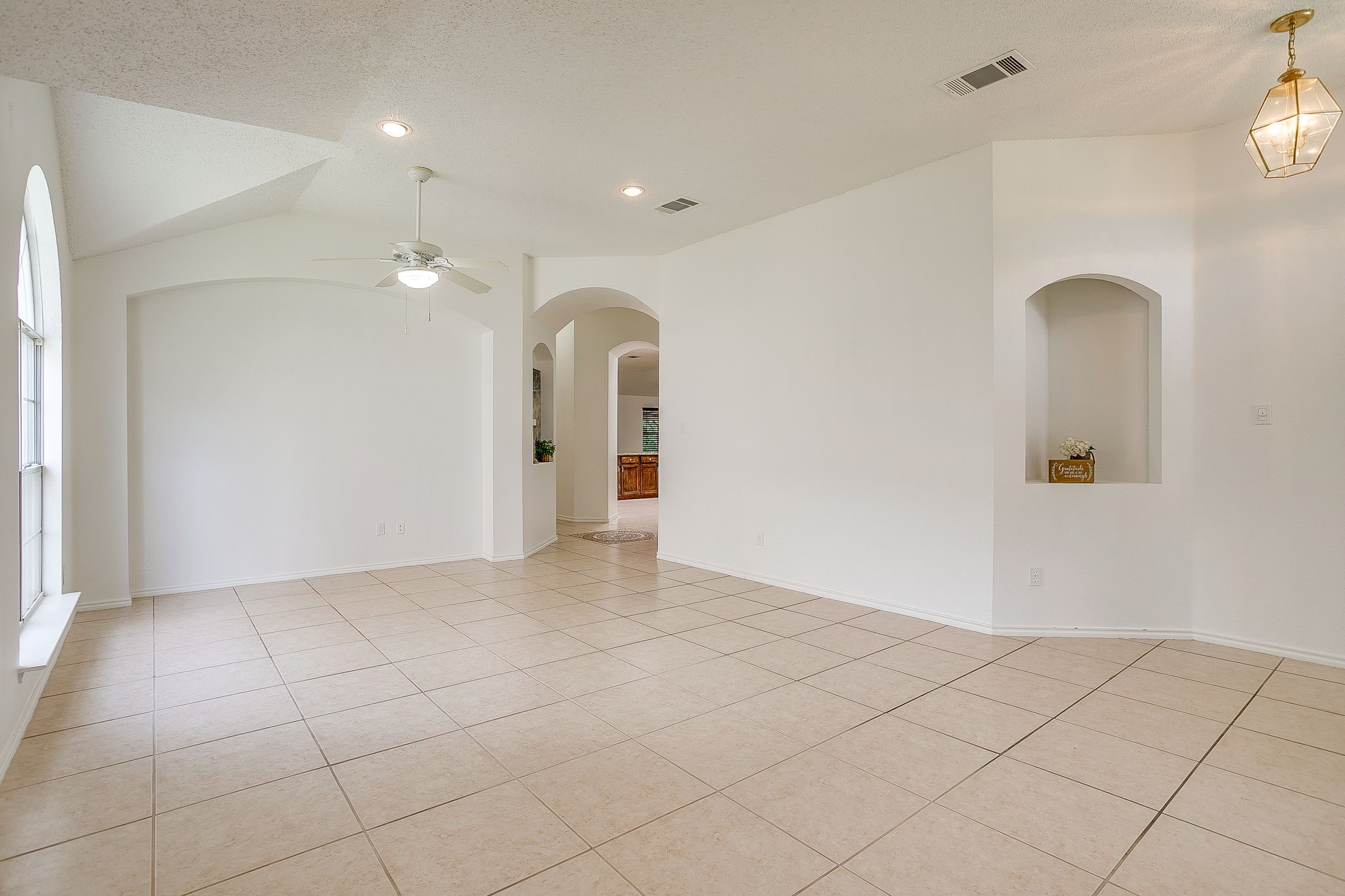 1104 Angel Fire Lane Arlington TX 76001