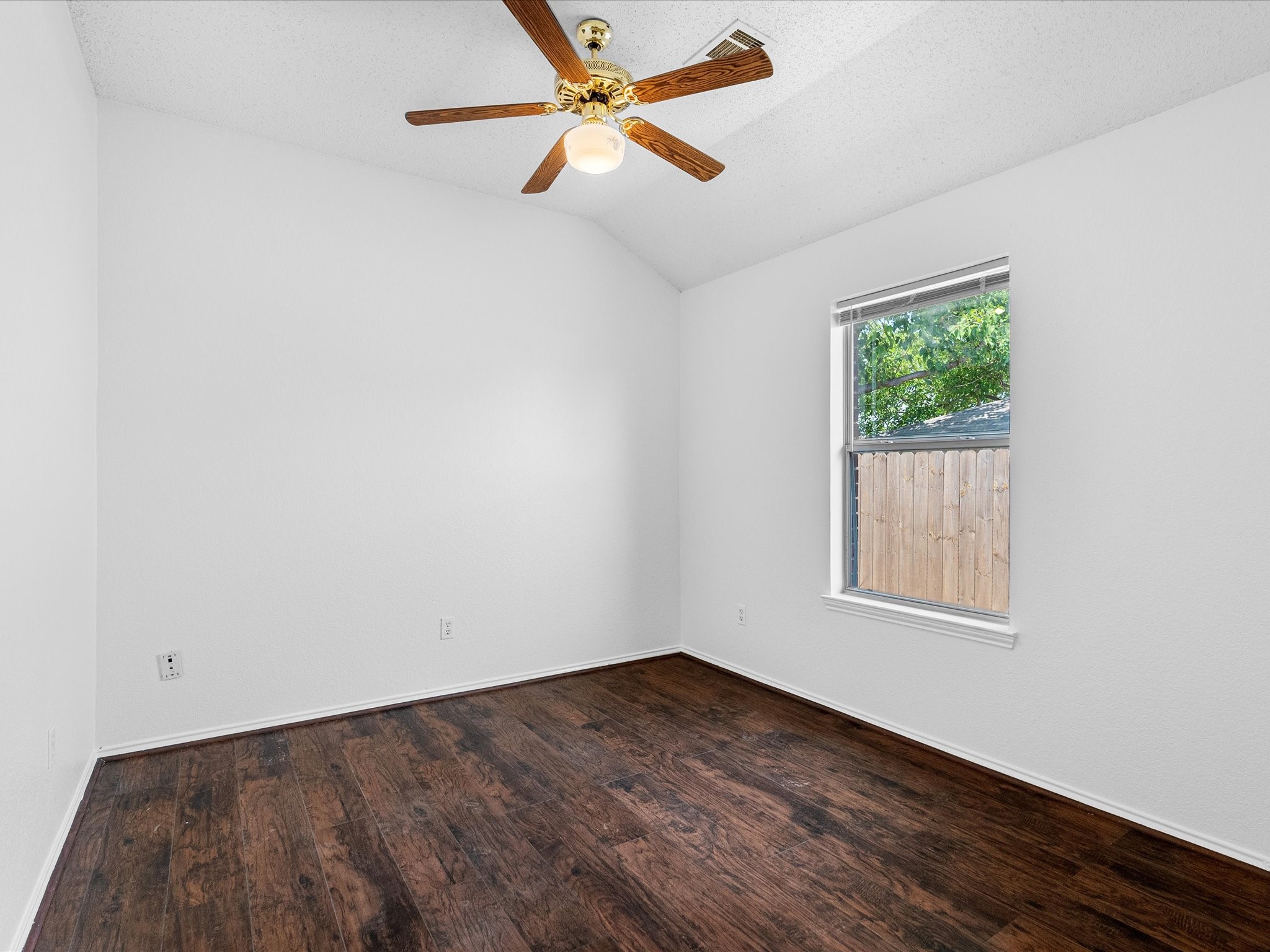 2078 Amherst Drive Lewisville TX 75067