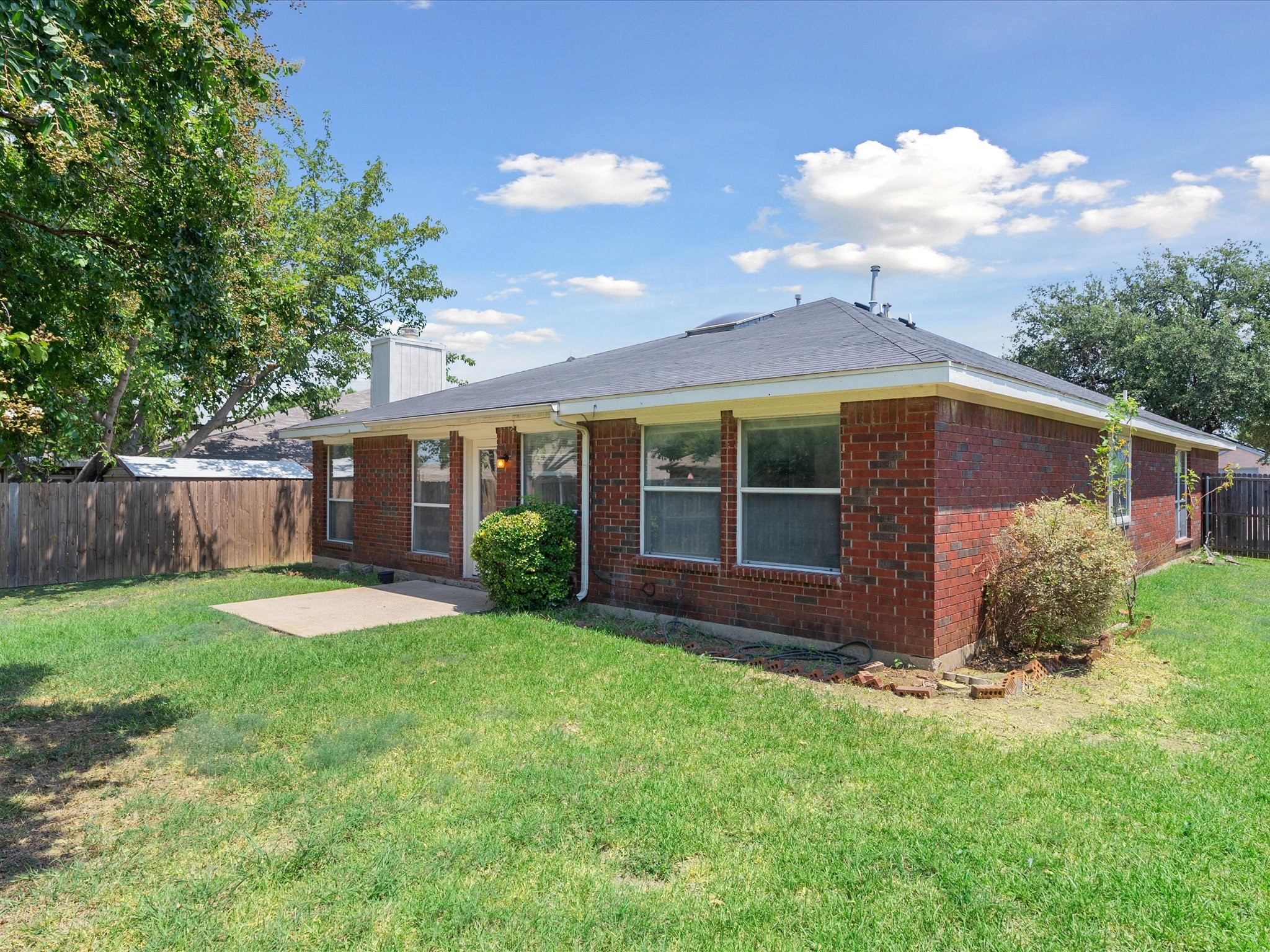 2078 Amherst Drive Lewisville TX 75067
