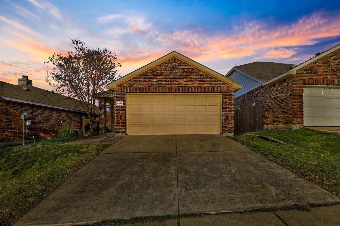4022 Houston Drive Heartland TX 75126