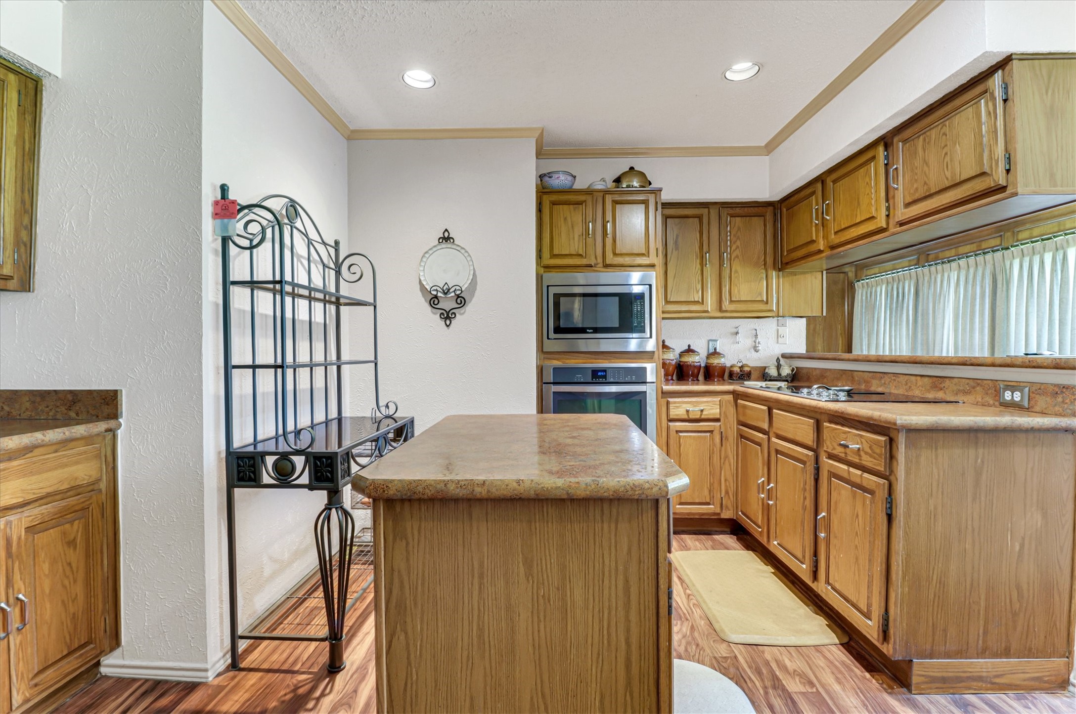 6706 Saddle Ridge Road Arlington TX 76016
