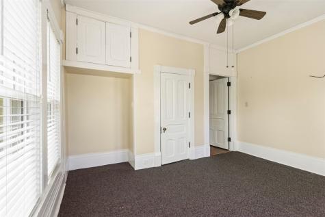1017 N Woods Street Sherman TX 75092