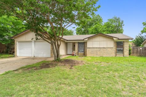 211 Volunteer Drive Arlington TX 76014