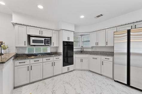 6025 Fairway Avenue Dallas TX 75227