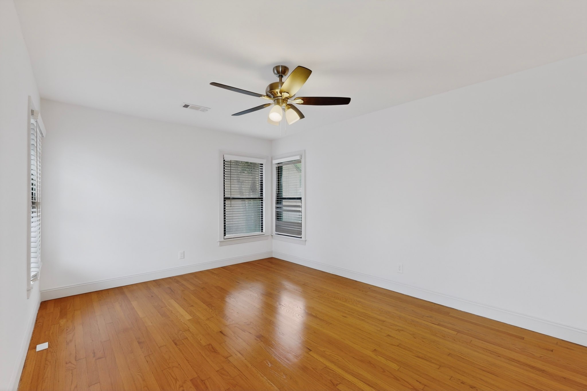 6025 Fairway Avenue Dallas TX 75227