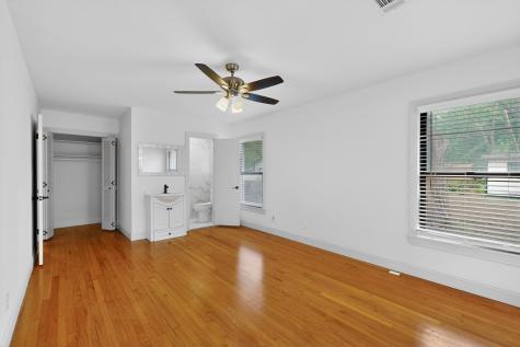 6025 Fairway Avenue Dallas TX 75227
