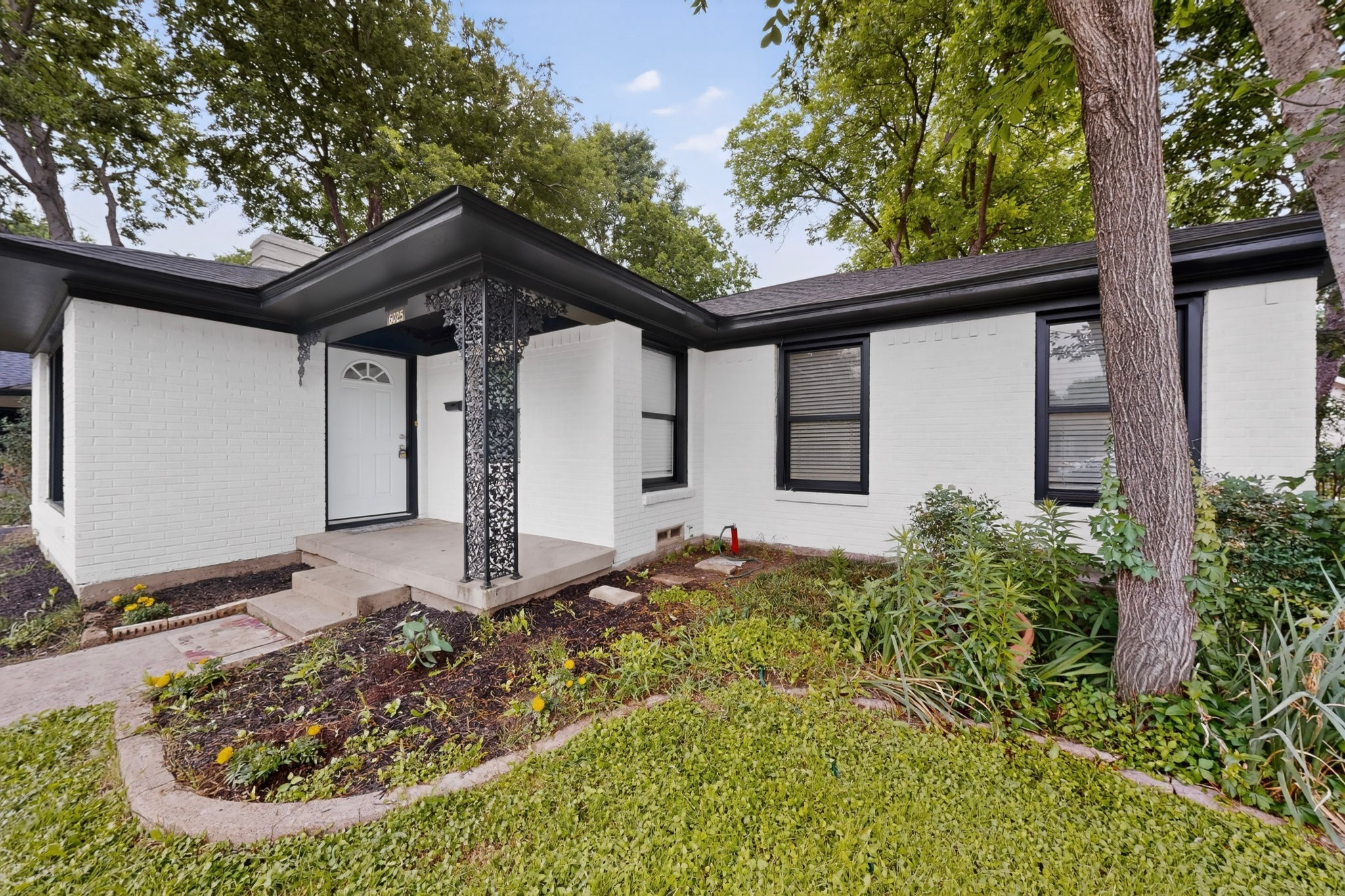 6025 Fairway Avenue Dallas TX 75227