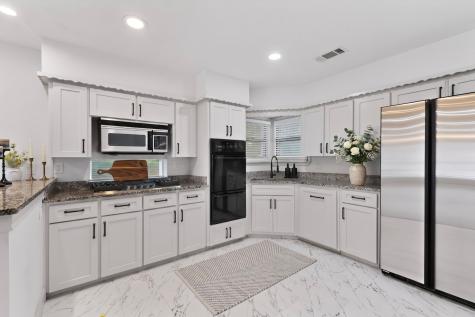 6025 Fairway Avenue Dallas TX 75227