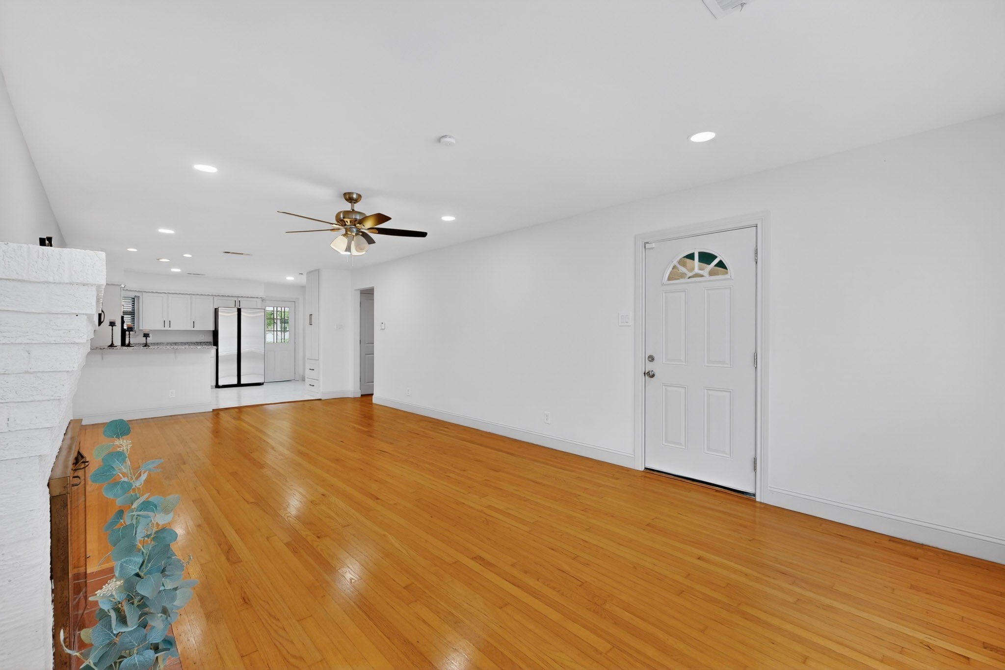 6025 Fairway Avenue Dallas TX 75227