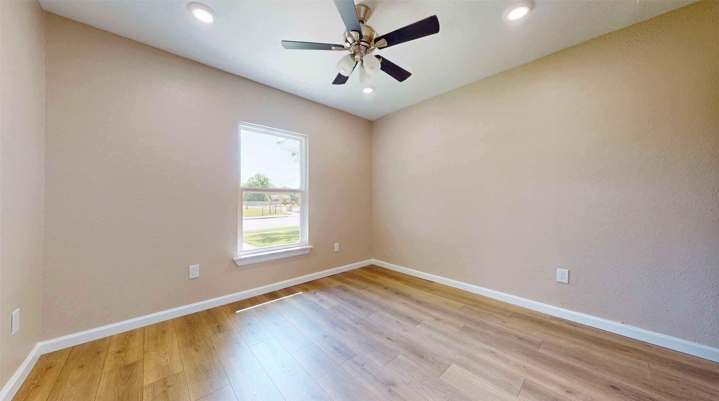 3201 Lakeland Street Fort Worth TX 76111