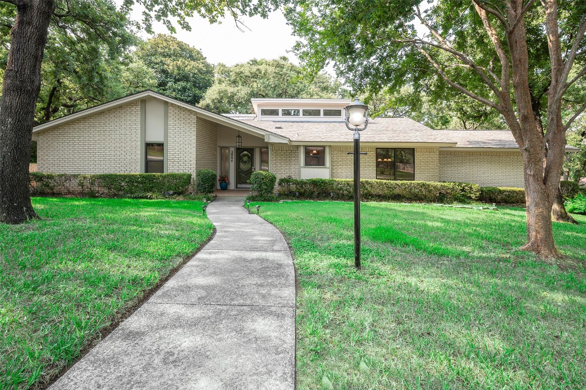 2004 Vista View Road Keller TX 76262