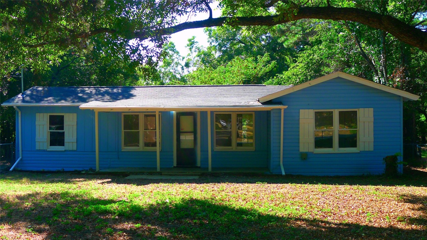 220 Shoreline Drive Azle TX 76020
